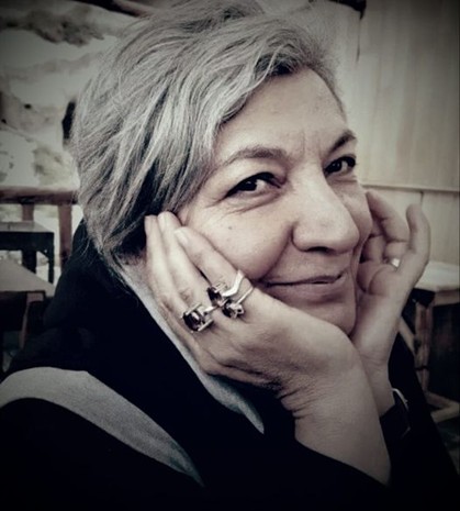 Kendini ��rencilerine, Dostlar�na ve ��ine Adam�� Zerrin S���t Hocan�n Erken Vedas�